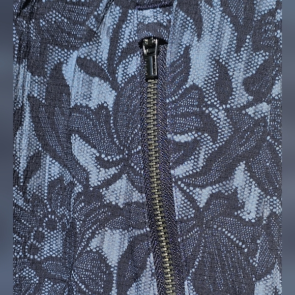 Athleta Trekkie North Jogger size 8 - Picture 6 of 7